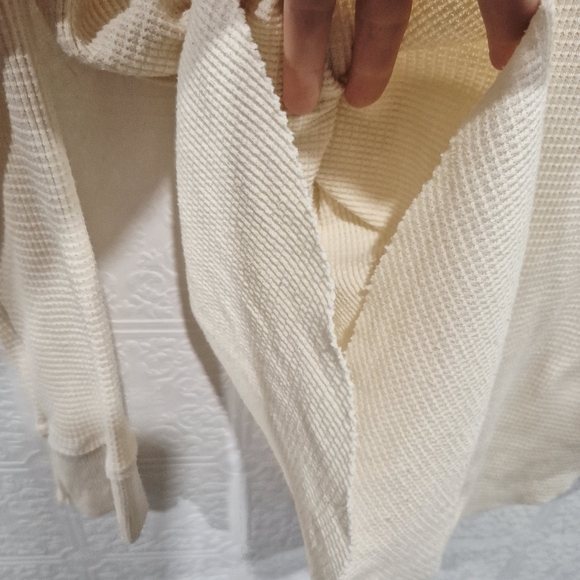 TNA Cream Waffle Knit Long Sleeve Top - Picture 6 of 7